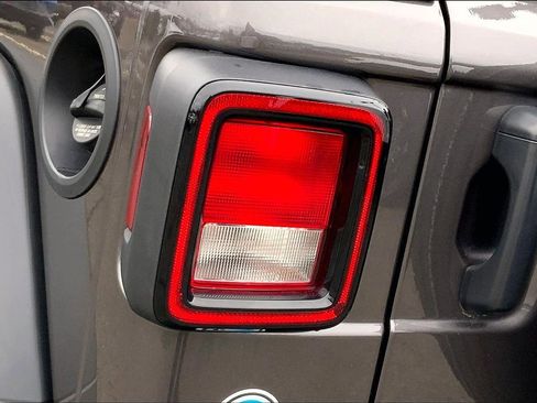 Certified 2025 Jeep Wrangler Sport S image 24