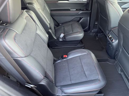 New 2026 Ford Explorer ST w/ Sun And Sound Package image 31