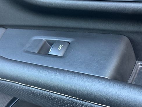 Used 2022 Chevrolet Tahoe Premier image 23