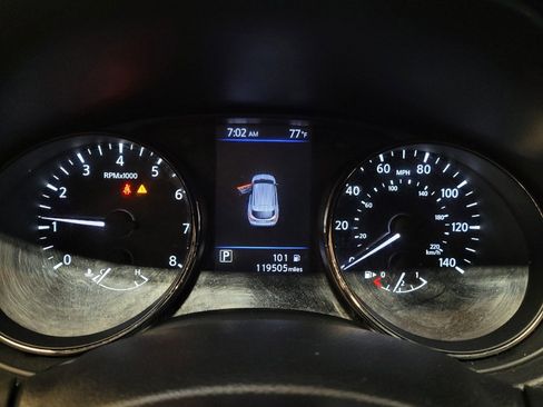 Used 2019 Nissan Rogue Sport S FWD image 23
