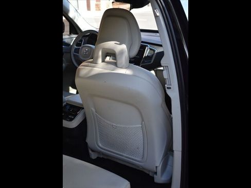 Used 2021 Volvo XC90 T5 Momentum AWD/4WD image 27