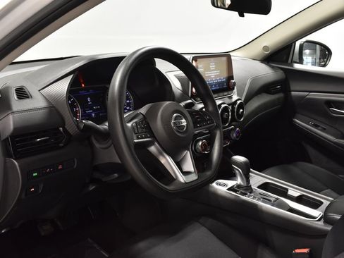 Used 2023 Nissan Sentra SV image 11