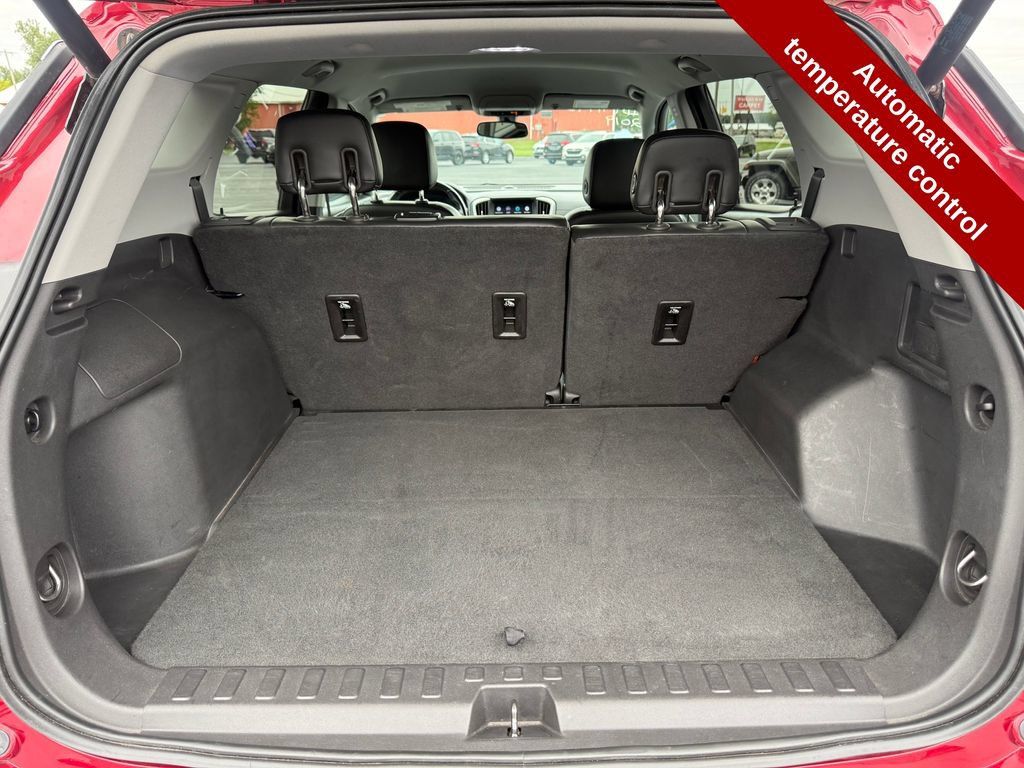 Used 2019 GMC Terrain SLT w/ Driver Alert Package I AWD/4WD image 33