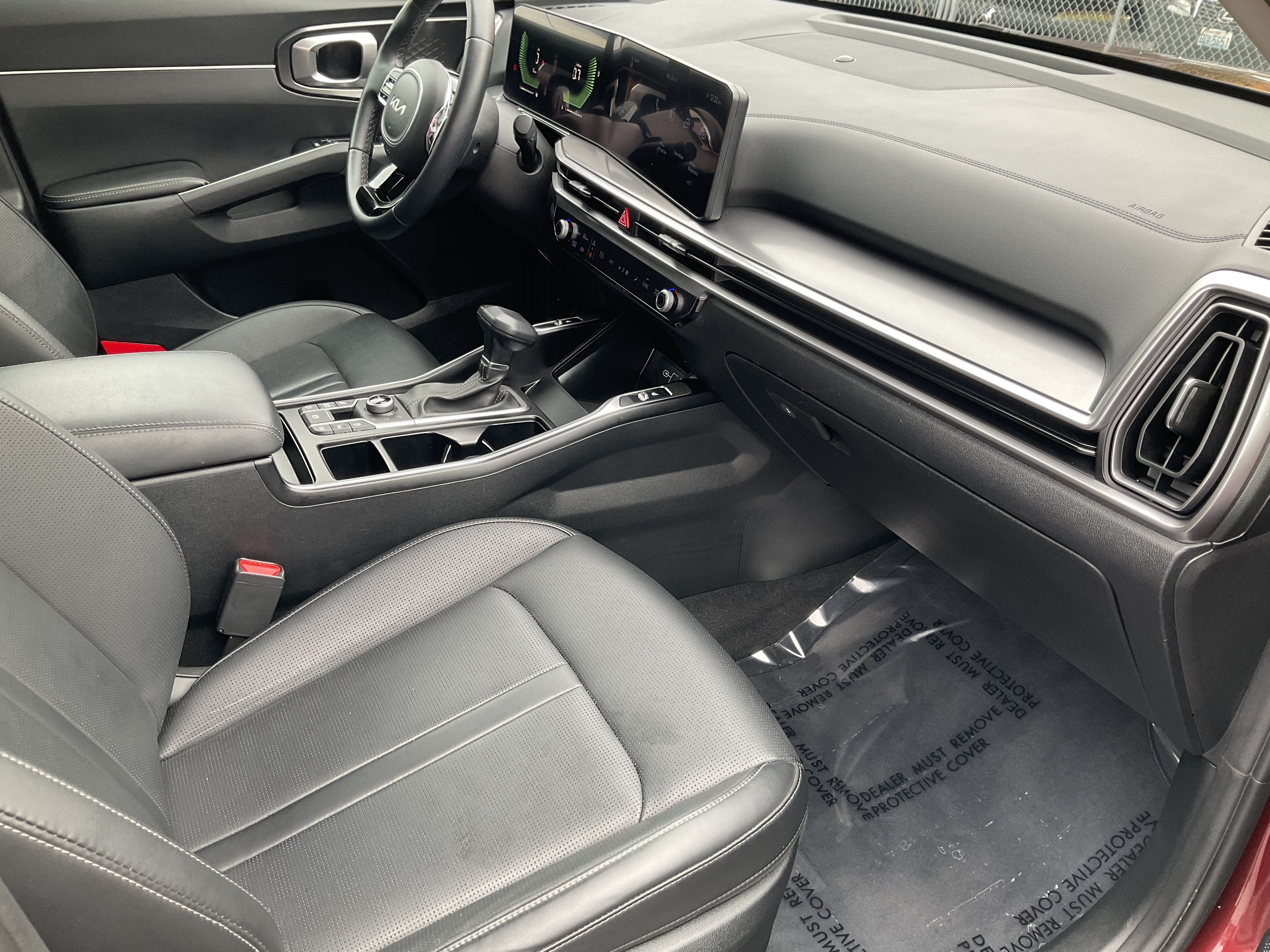 Used 2025 Kia Sorento EX AWD/4WD image 23