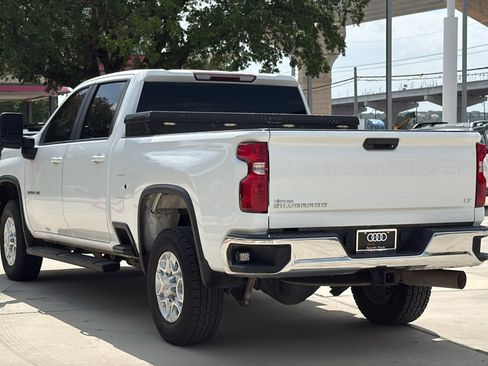 Used 2020 Chevrolet Silverado 2500 LT w/ Z71 Off-Road Package AWD/4WD image 5