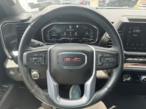 Used 2023 GMC Sierra 1500 Elevation AWD/4WD image 18