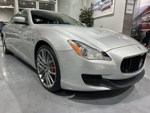 Used 2014 Maserati Quattroporte GTS RWD image 21