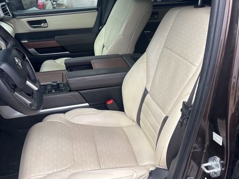 Used 2022 Toyota Tundra 1794 Edition image 9