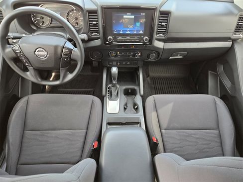 Used 2022 Nissan Frontier S w/ Technology Package image 9