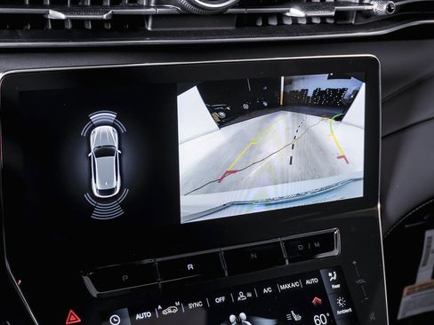 Certified 2025 Maserati Grecale Modena image 23