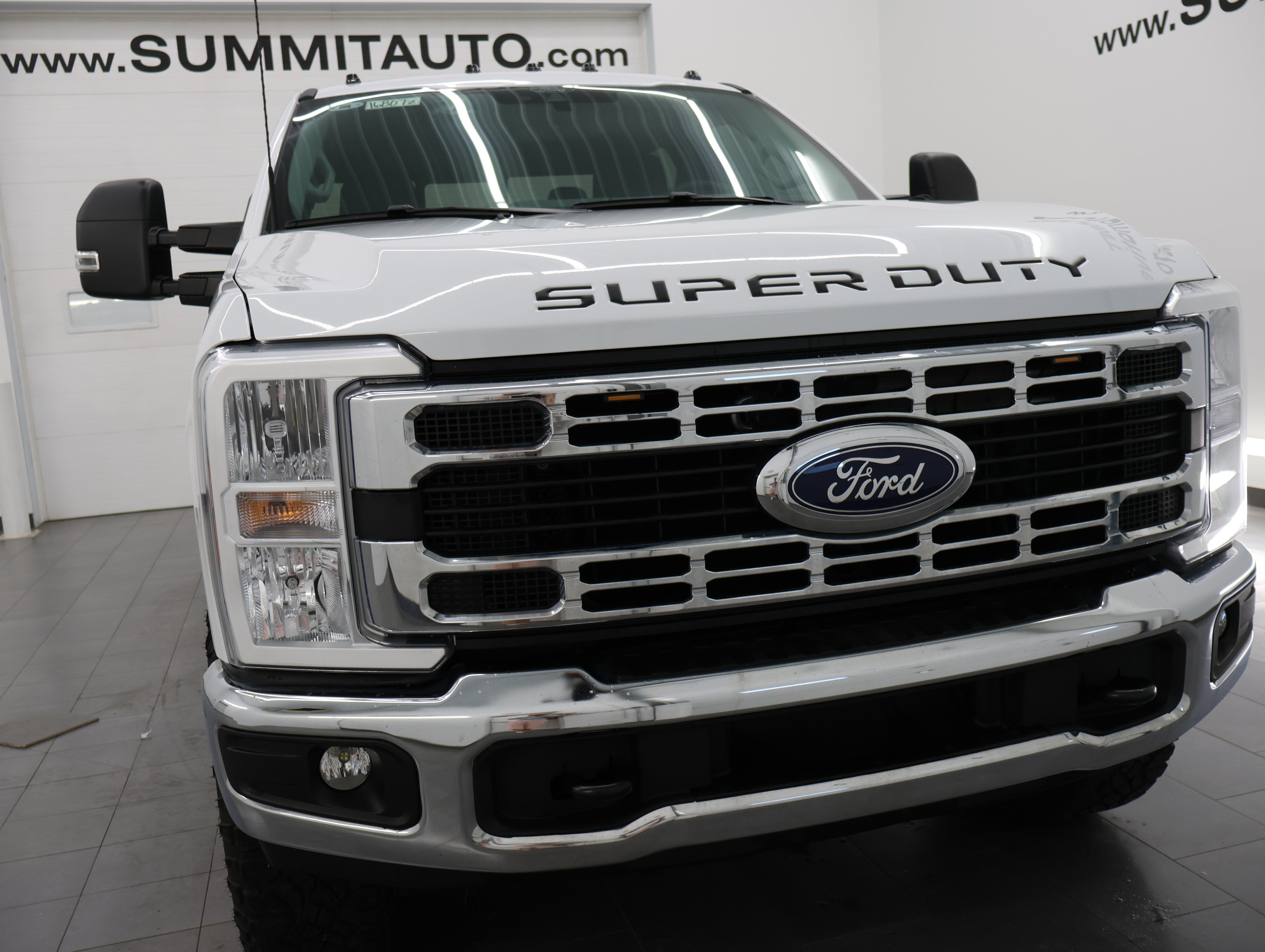 Used 2025 Ford F350 XLT w/ Tremor Off-Road Package AWD/4WD image 18