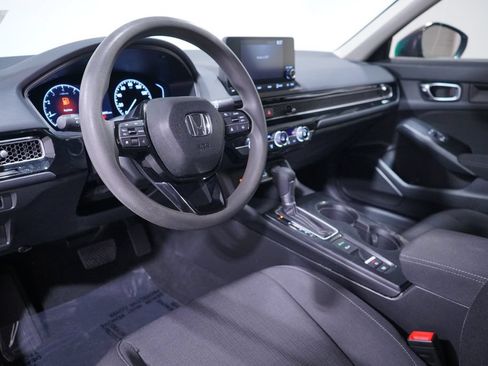 Used 2022 Honda Civic LX image 6