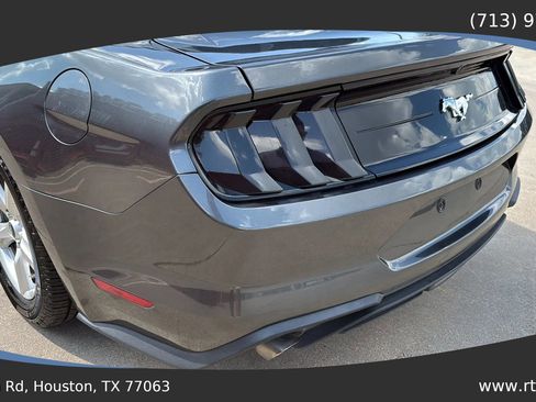 Used 2018 Ford Mustang Coupe image 16