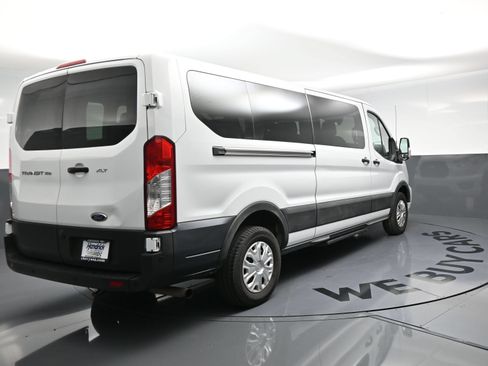 Used 2022 Ford Transit 350 XLT RWD image 17