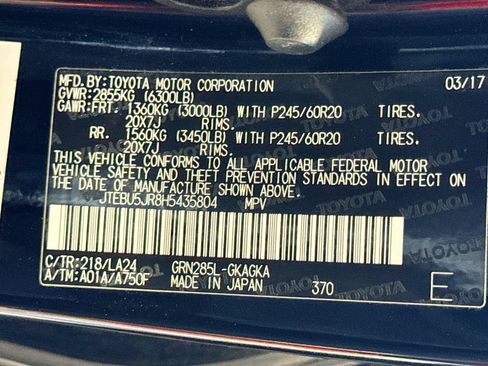 Used 2017 Toyota 4Runner Limited AWD/4WD image 24