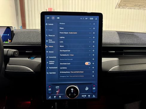 Used 2025 Ford Mustang Mach-E Premium image 46