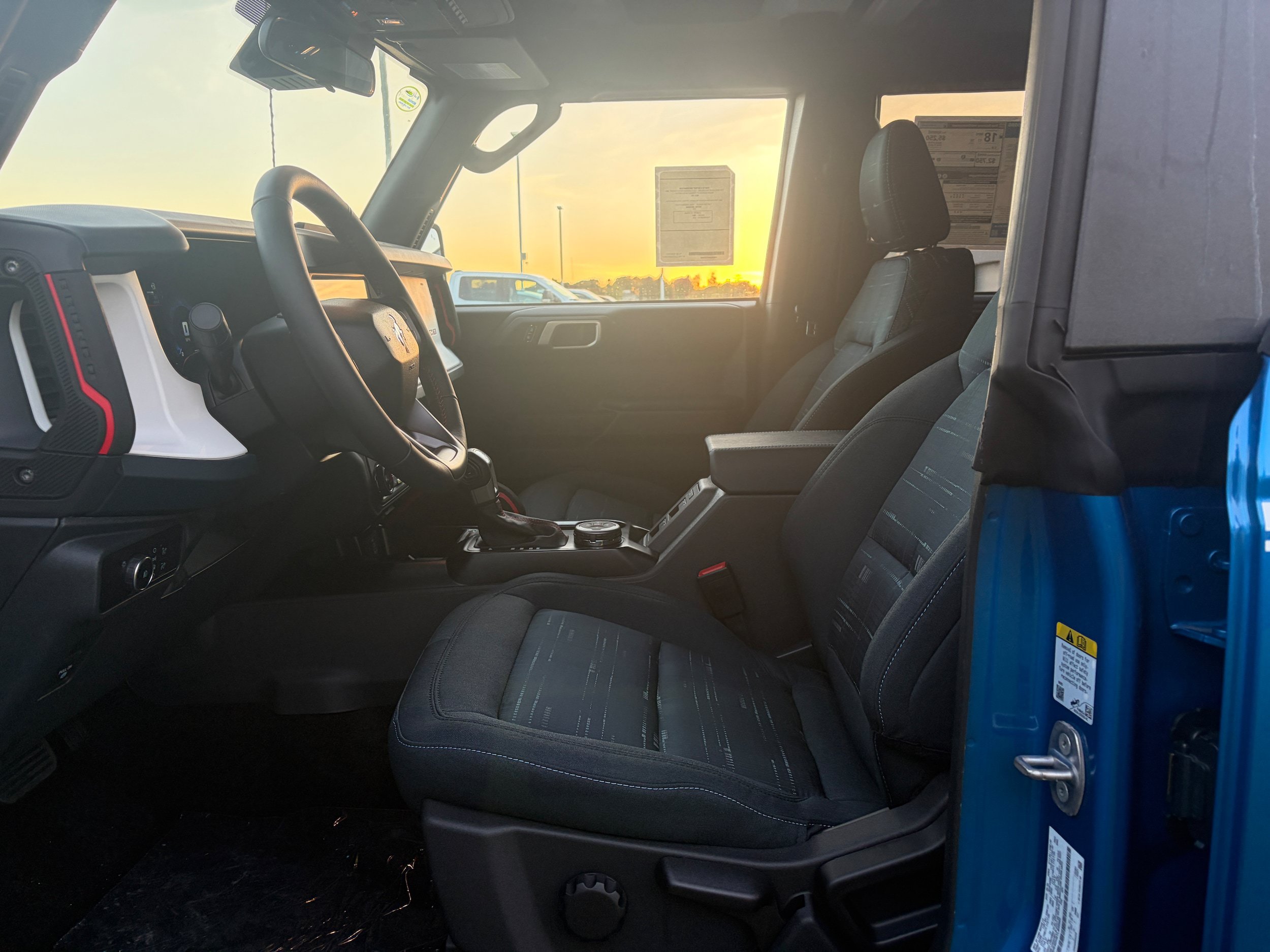 New 2026 Ford Bronco Heritage Edition AWD/4WD image 9