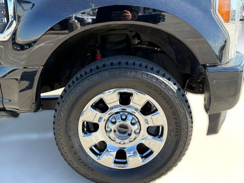 Used 2017 Ford F250 Platinum w/ Platinum Ultimate Package image 12