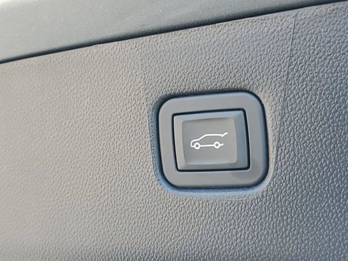 Certified 2025 Chevrolet Blazer RS w/ Driver Confidence II Package AWD/4WD image 9