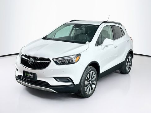 Used 2022 Buick Encore Preferred w/ Safety Package II AWD/4WD image 3