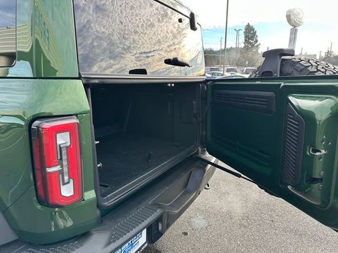 Used 2025 Ford Bronco Badlands image 25