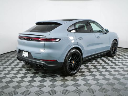 New 2026 Porsche Cayenne Coupe AWD/4WD image 31