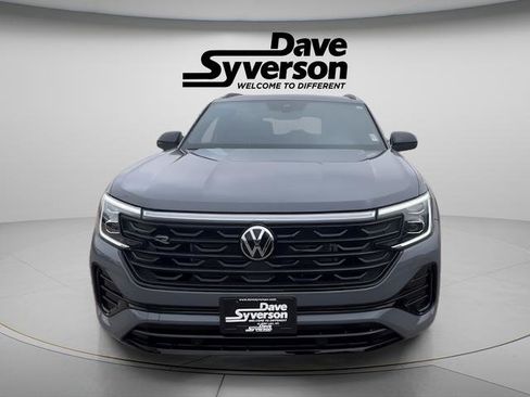New 2026 Volkswagen Atlas Cross Sport SEL R-Line AWD/4WD image 2