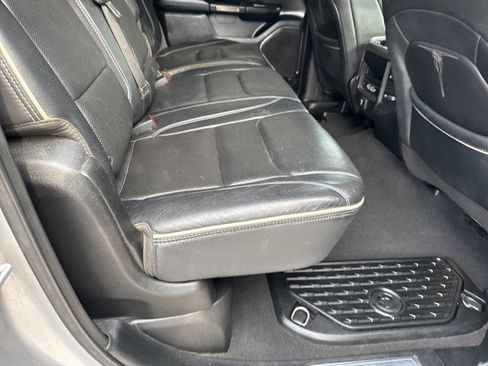 Used 2019 RAM 1500 Limited w/ Advanced Safety Group image 19