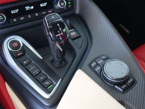 Used 2017 BMW i8 AWD/4WD image 30