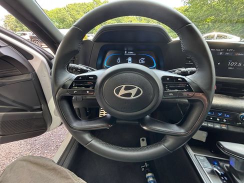 Used 2026 Hyundai Elantra Sport FWD image 25