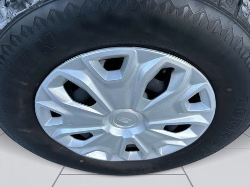 Used 2023 Ford Transit 350 XLT image 8