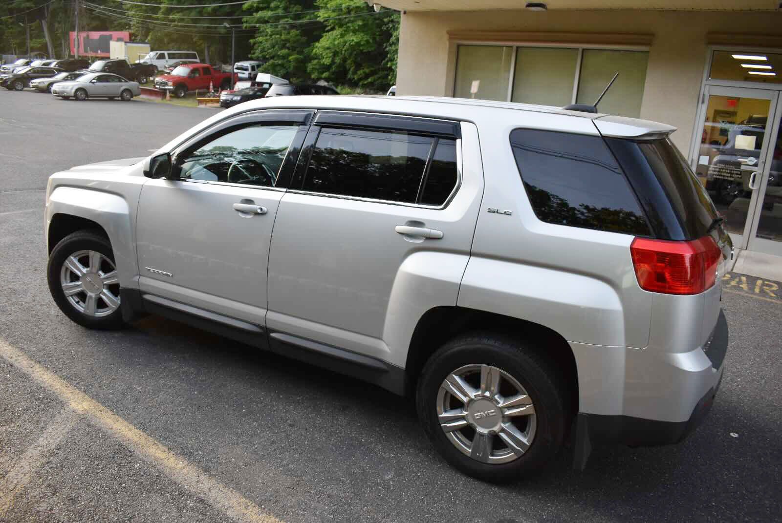 Used 2015 GMC Terrain SLE w/ LPO, Protection Package FWD image 7