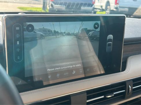 Used 2025 Lincoln Corsair Reserve w/ Equipment Group 202A FWD image 60