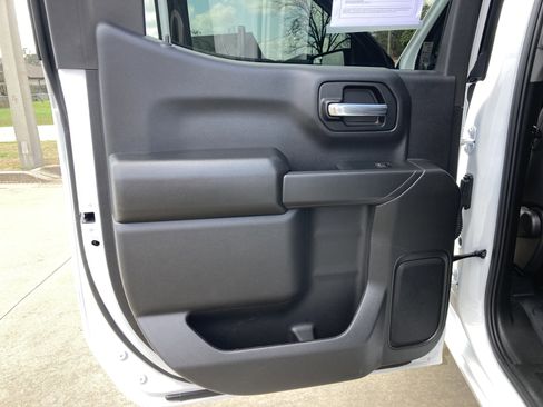 Used 2025 GMC Sierra 1500 Pro w/ Pro Value Package image 17