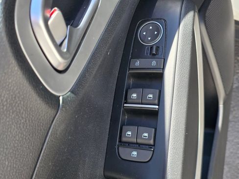 Used 2023 Kia Soul LX FWD image 12