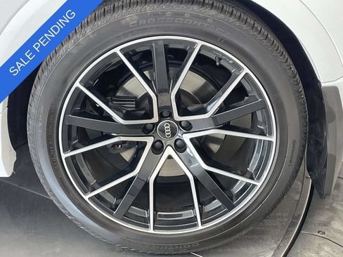 Used 2021 Audi SQ8 Prestige AWD/4WD image 11