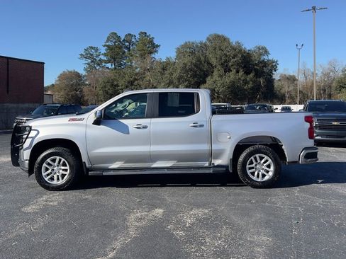 Used 2022 Chevrolet Silverado 1500 LT w/ Diesel Off-Road Package image 2