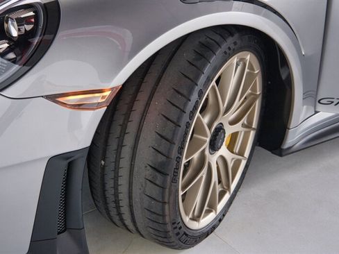 Used 2018 Porsche 911 GT2 RS image 45