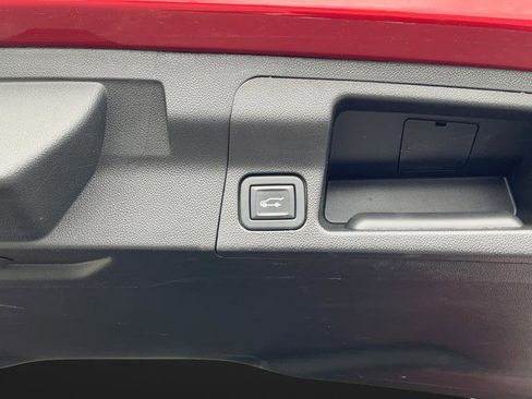 Certified 2021 GMC Acadia SLT w/ Premium Package AWD/4WD image 30