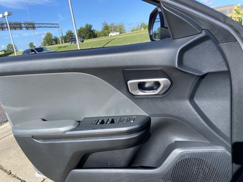 Used 2025 Kia K4 FWD image 35