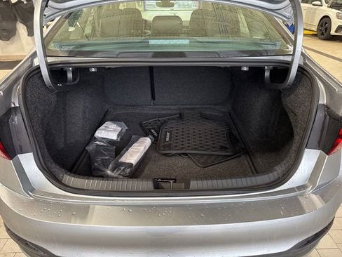 Certified 2025 Volkswagen Jetta SE FWD image 25