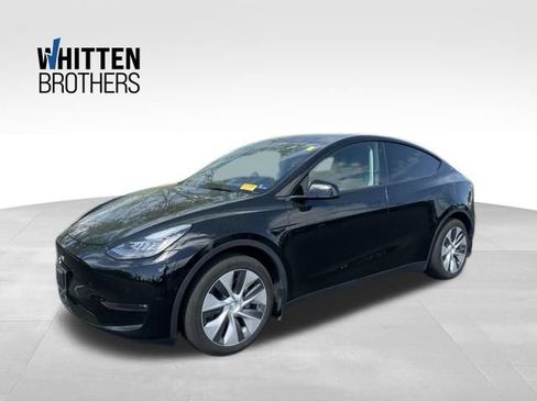 Used 2021 Tesla Model Y Long Range AWD/4WD image 1