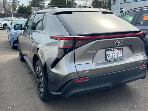 Used 2024 Toyota bZ4X XLE image 4