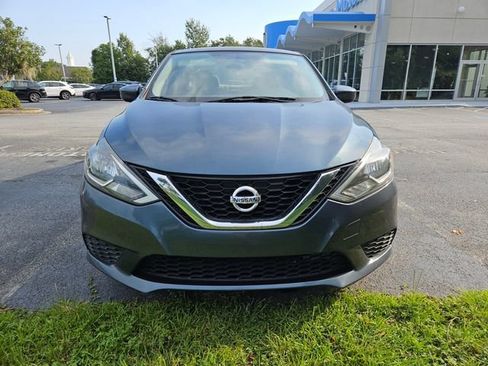 Used 2016 Nissan Sentra SV FWD image 3