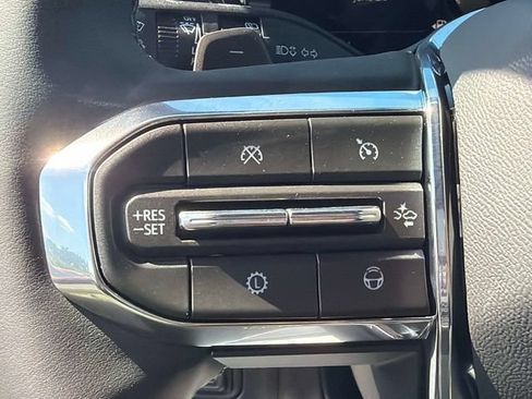 New 2026 GMC Yukon XL Elevation w/ Elevation Premium Package RWD image 27