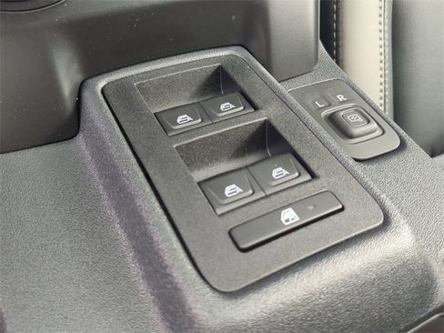 New 2025 Ford Bronco Outer Banks image 25