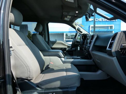 Used 2015 Ford F150 XLT w/ Equipment Group 302A Luxury AWD/4WD image 14