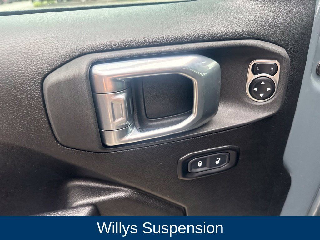 Used 2024 Jeep Wrangler Unlimited Sport AWD/4WD image 11
