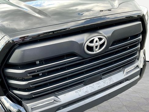 Used 2024 Toyota Tundra SR5 w/ SR5 Convenience Package AWD/4WD image 34