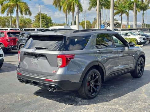 Used 2022 Ford Explorer ST w/ Equipment Group 401A image 3